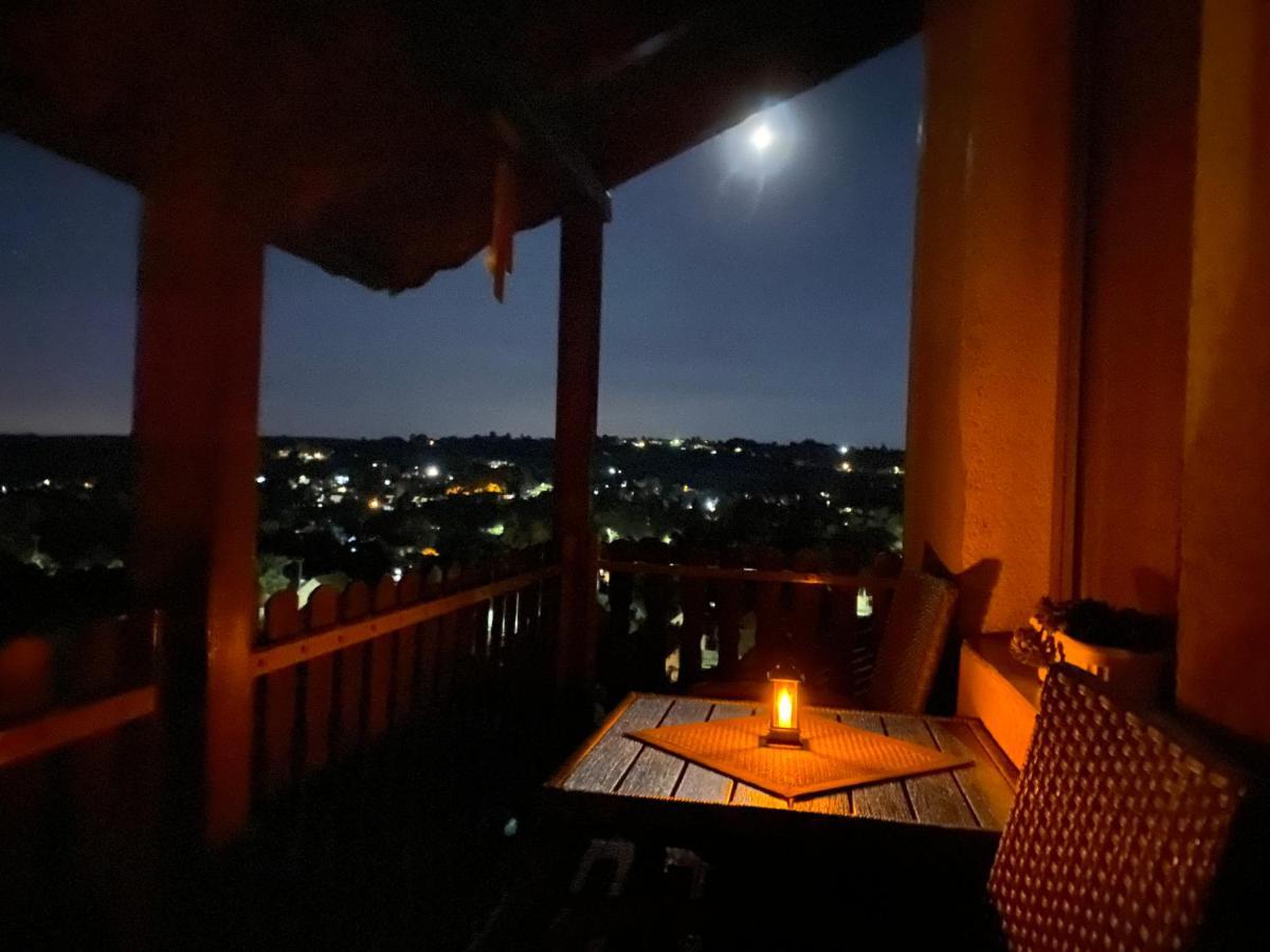 Apartman Simona Vrdnik Exteriör bild